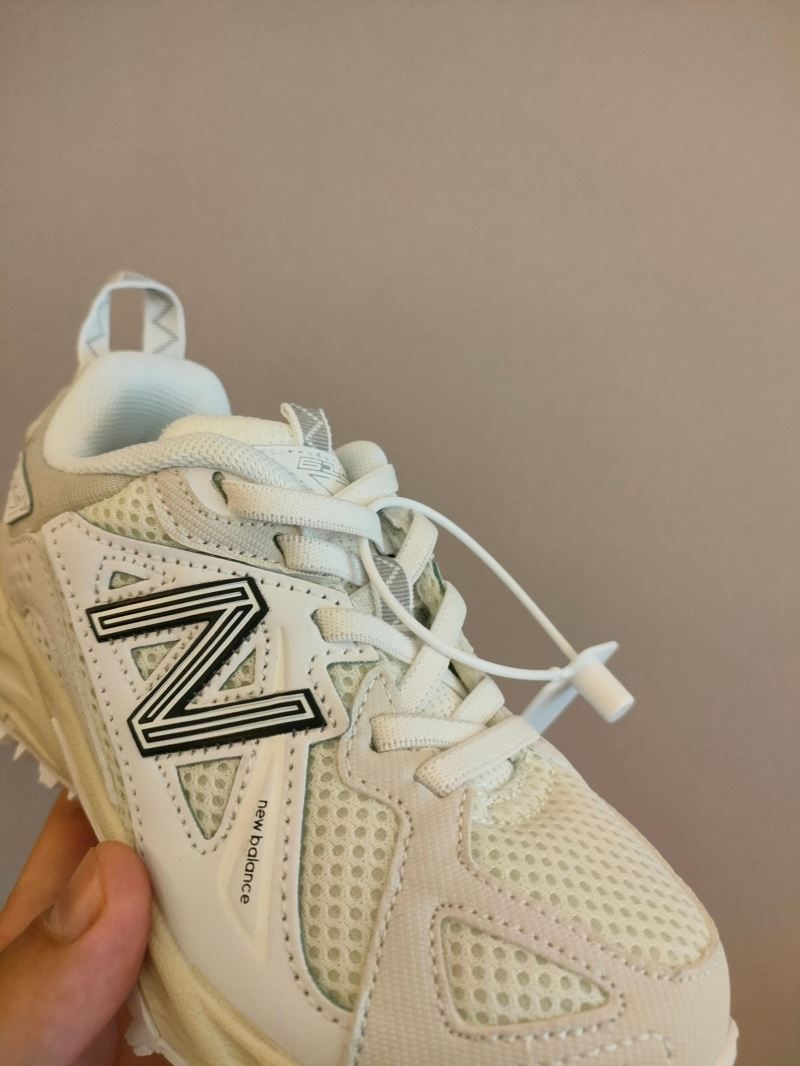 NEW BALANCE SHOES